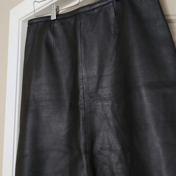 Gorgeous VTG leather skirt - Picture 1 of 5